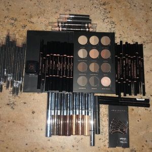 47 pc Anastasia Beverly Hills eyebrow kit